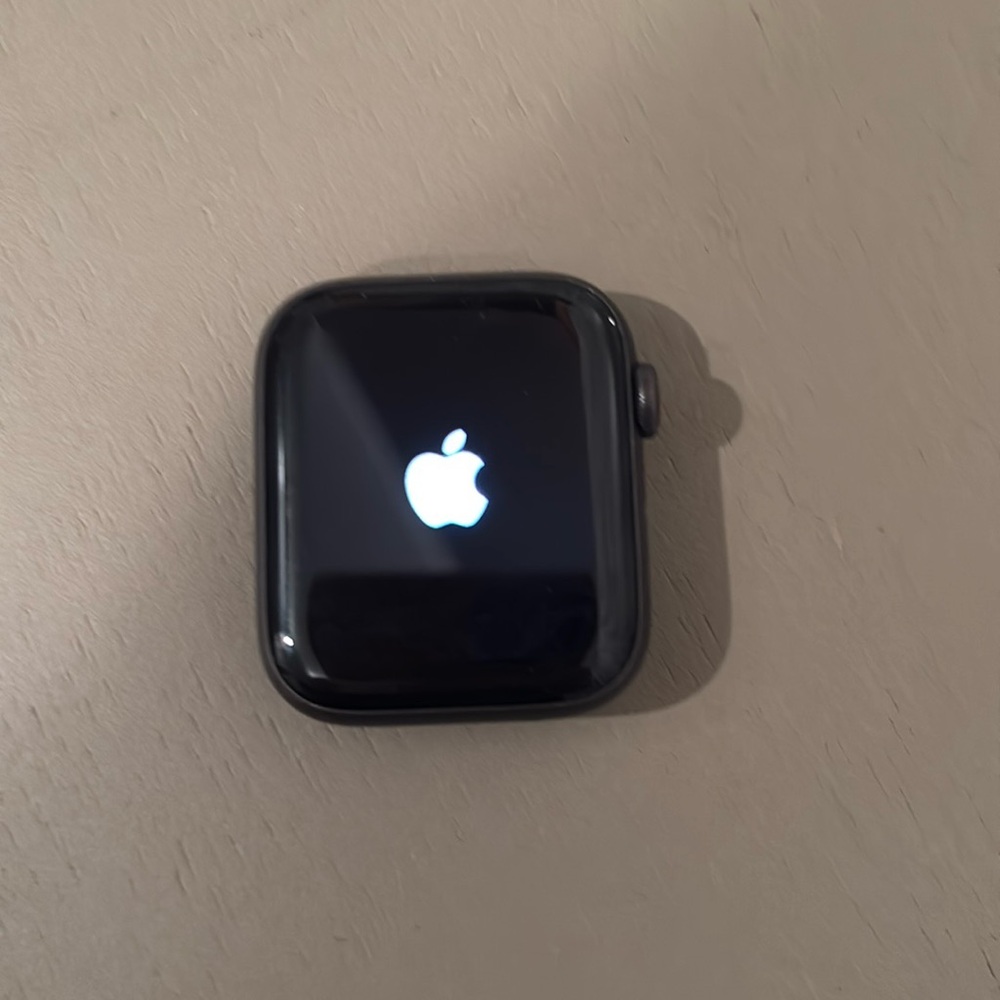 Apple Watch SE (1st gen) 44mm